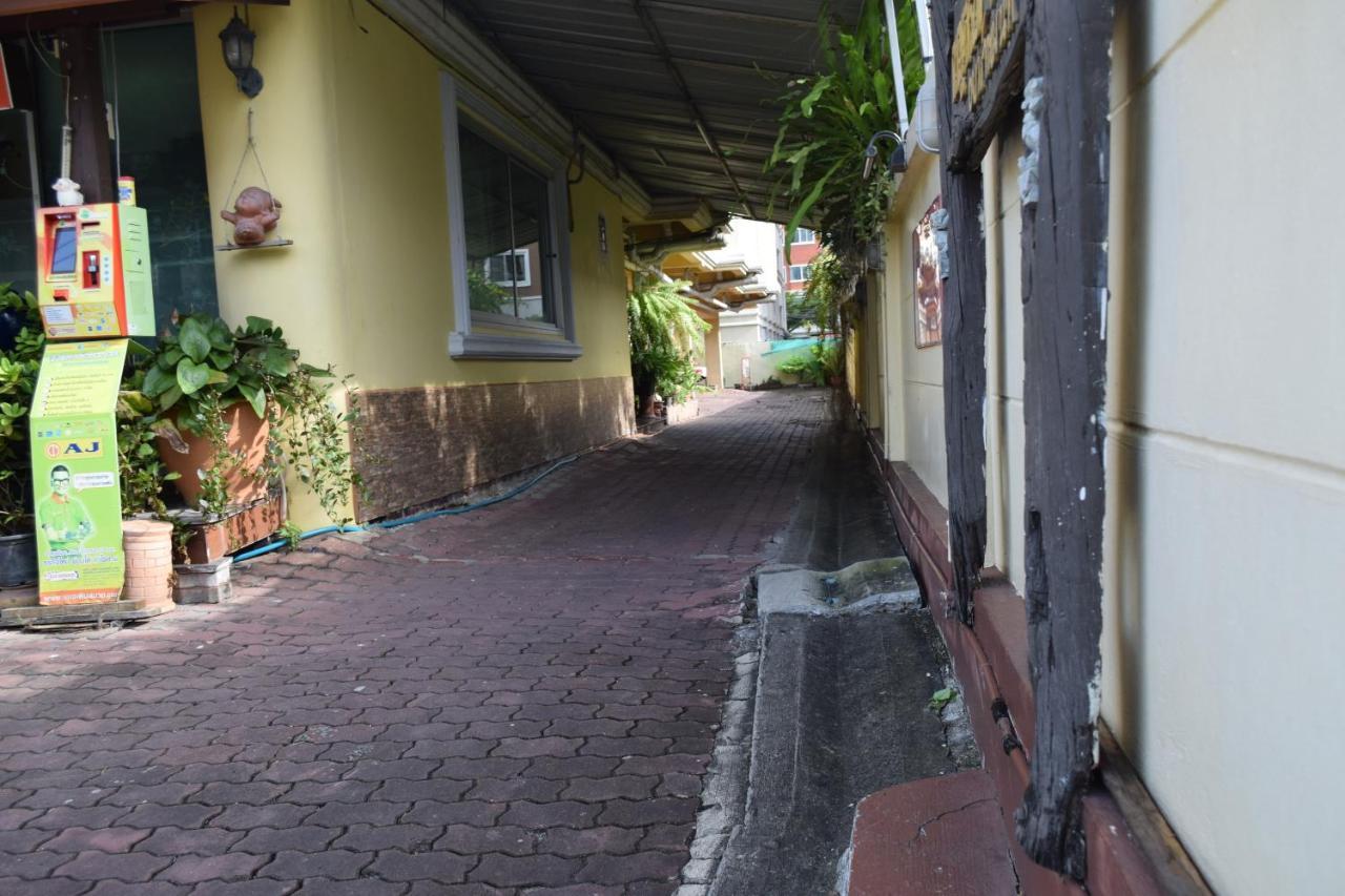 Benjaratch Boutique Apartment Bangkok Luaran gambar